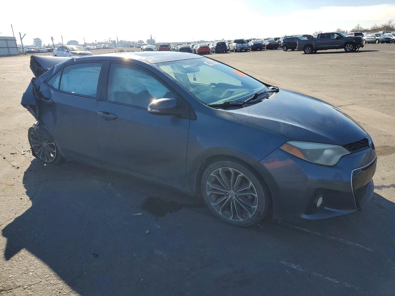 2014 TOYOTA COROLLA L photo 4
