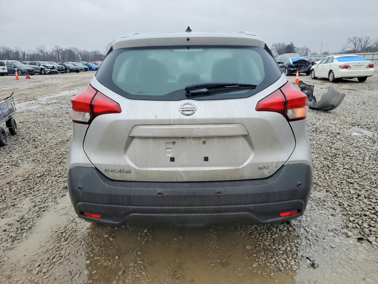 2020 NISSAN KICKS SV photo 6