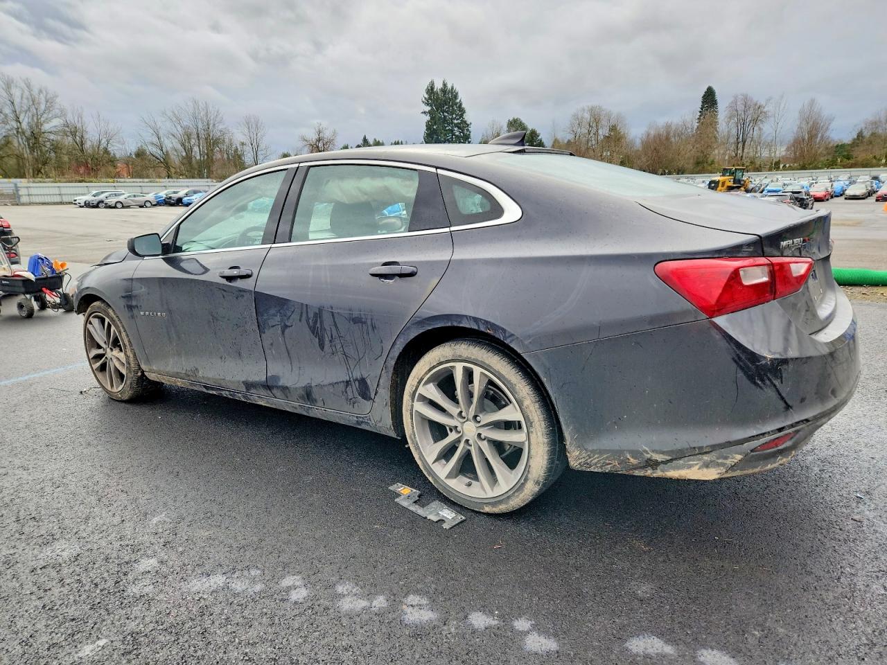 2023 CHEVROLET MALIBU LT photo 2