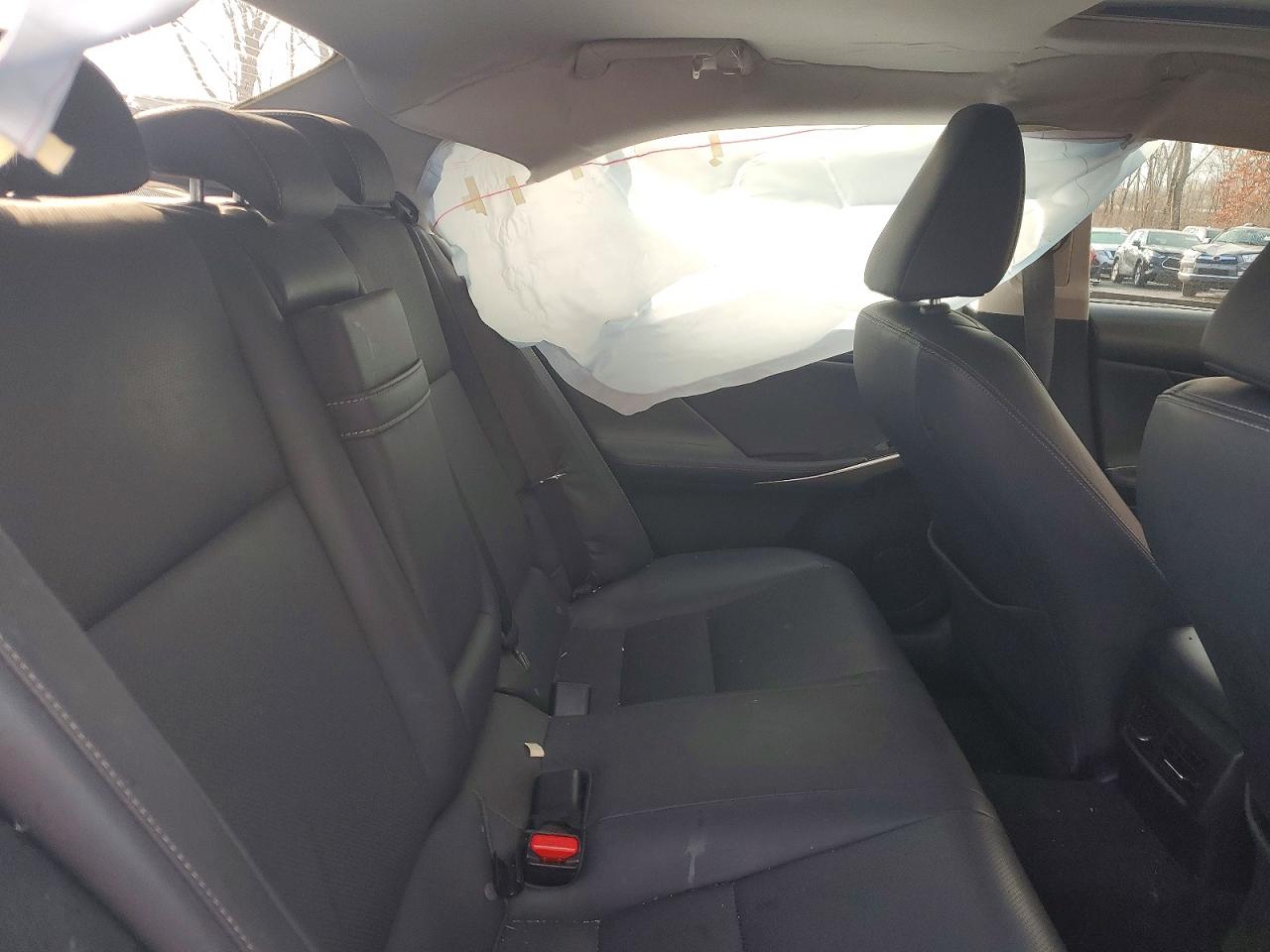 2017 LEXUS IS 300 photo 10
