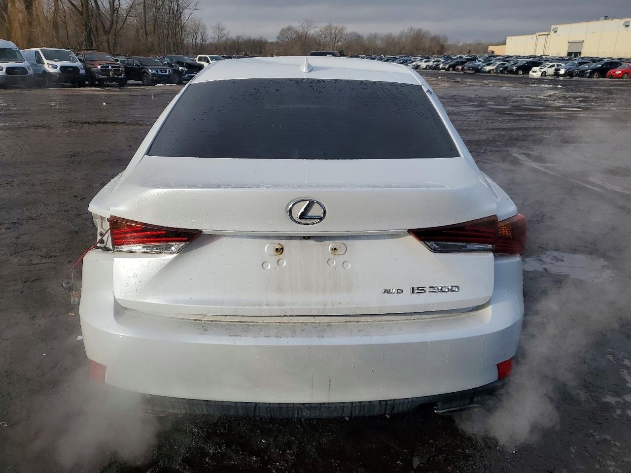 2017 LEXUS IS 300 photo 6