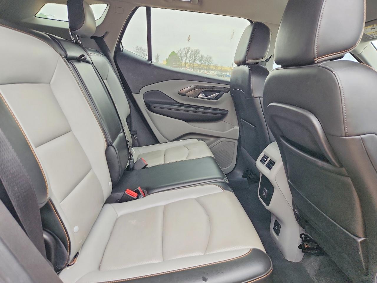 2018 GMC TERRAIN SLT photo 11