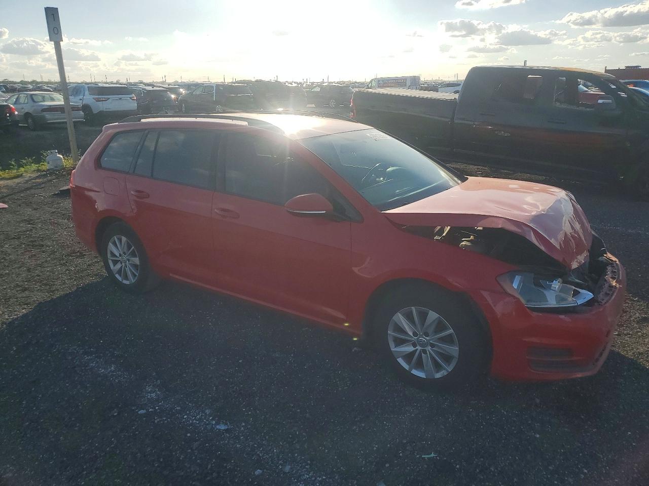 2017 VOLKSWAGEN GOLF SPORTWAGEN S photo 4