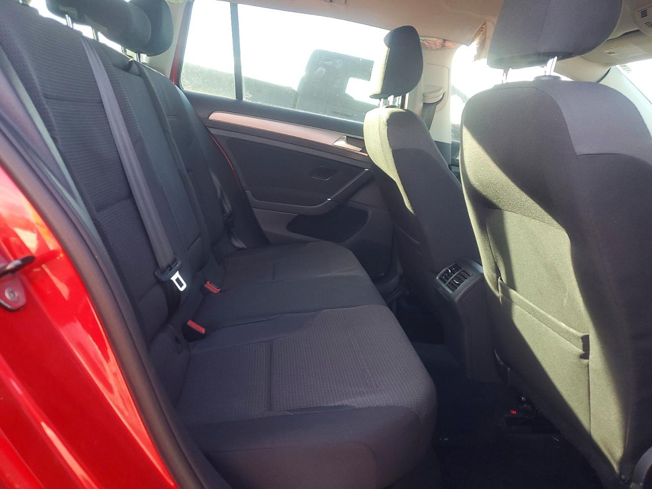 2017 VOLKSWAGEN GOLF SPORTWAGEN S photo 10