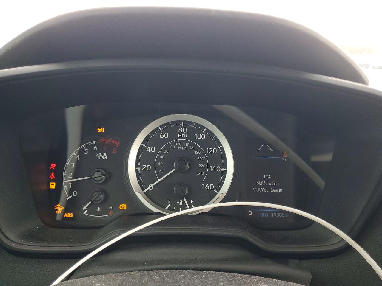 2022 TOYOTA COROLLA LE photo 9