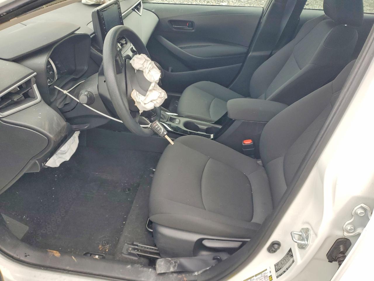 2022 TOYOTA COROLLA LE photo 7