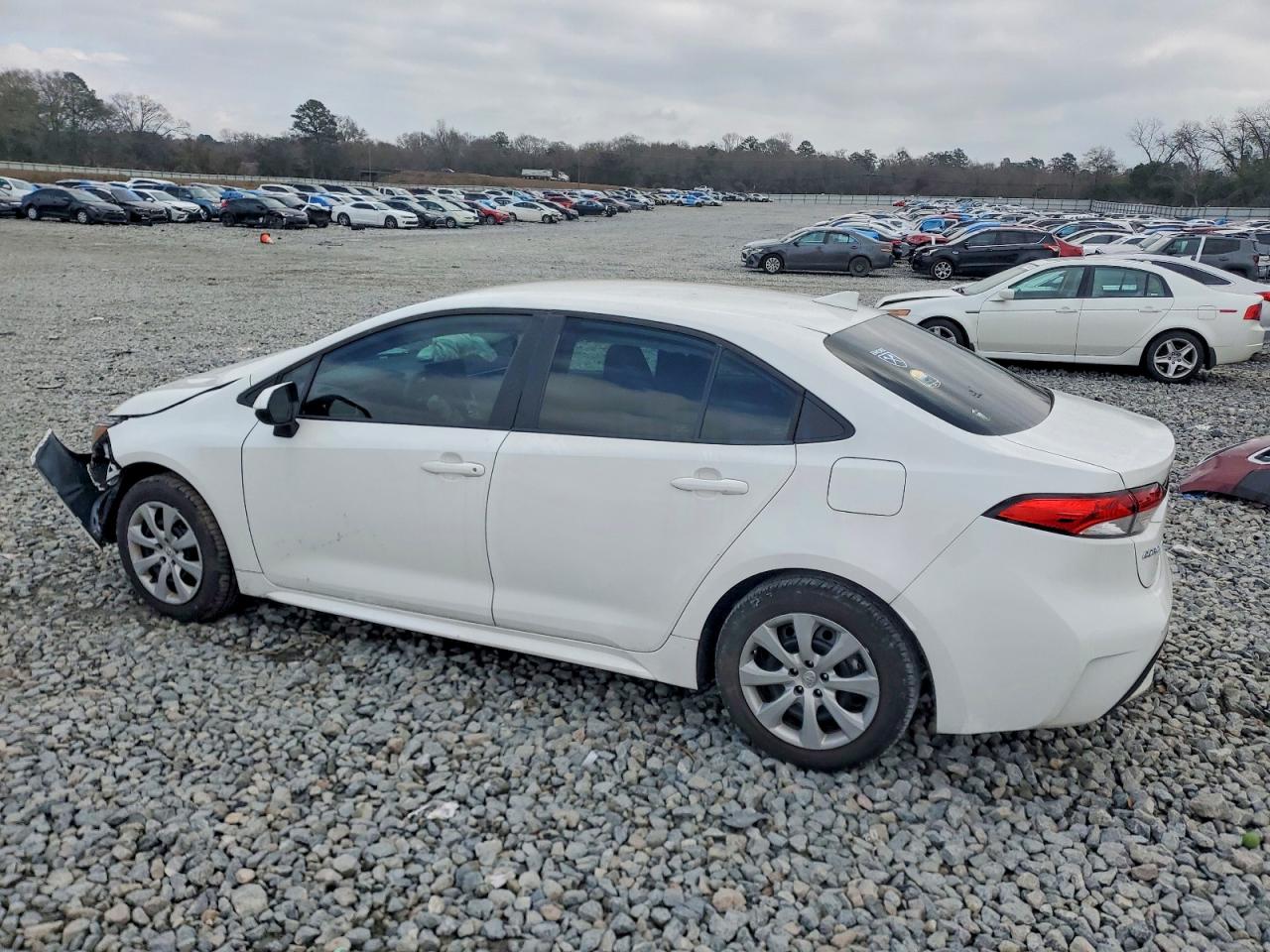 2022 TOYOTA COROLLA LE photo 2
