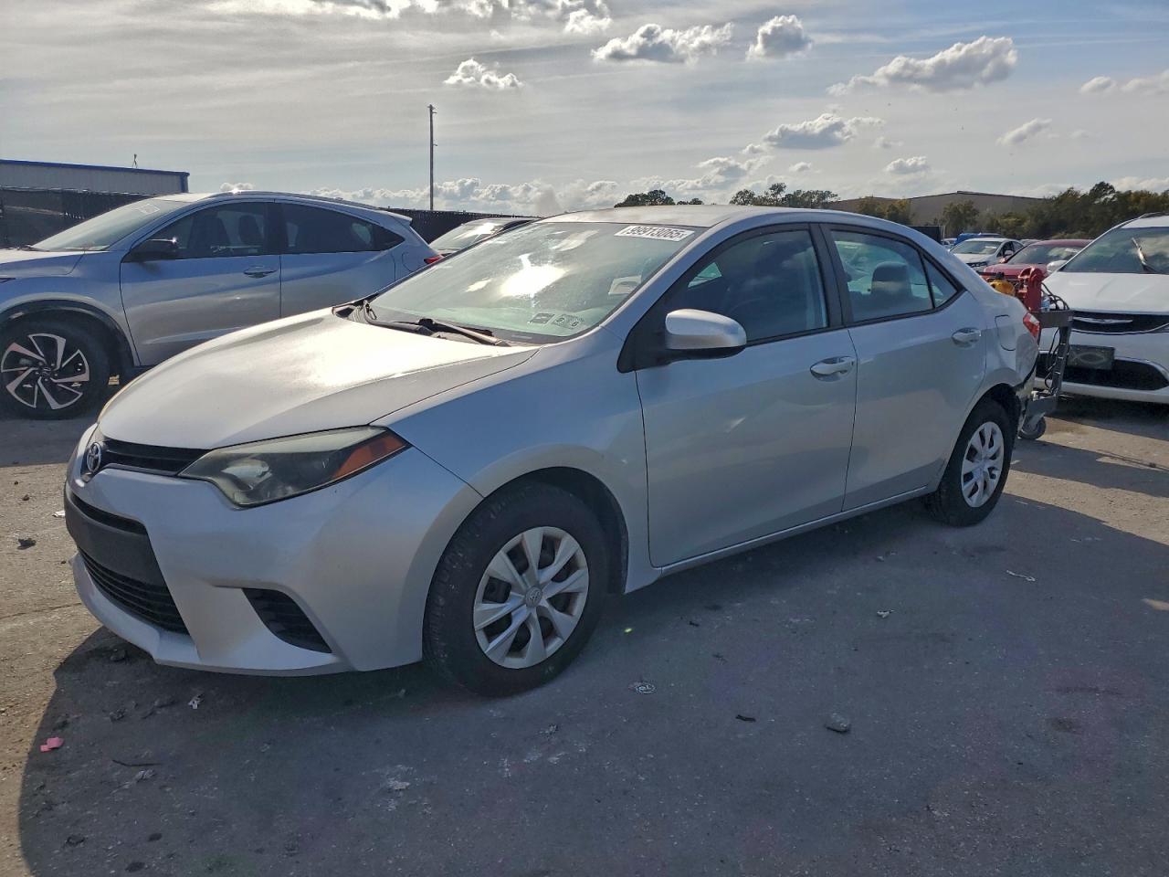 2015 TOYOTA COROLLA