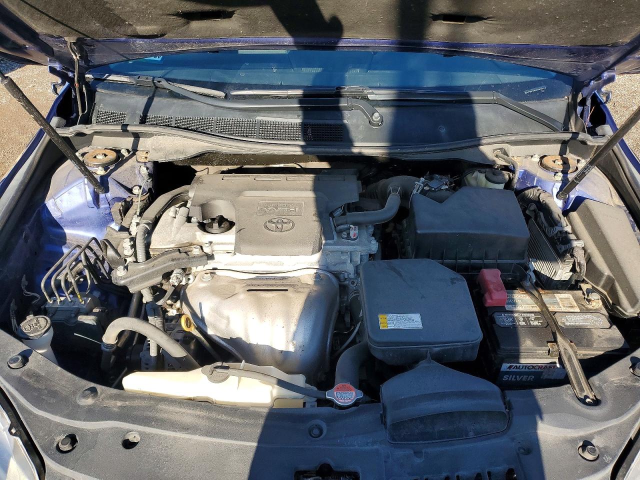 2016 TOYOTA CAMRY LE photo 11