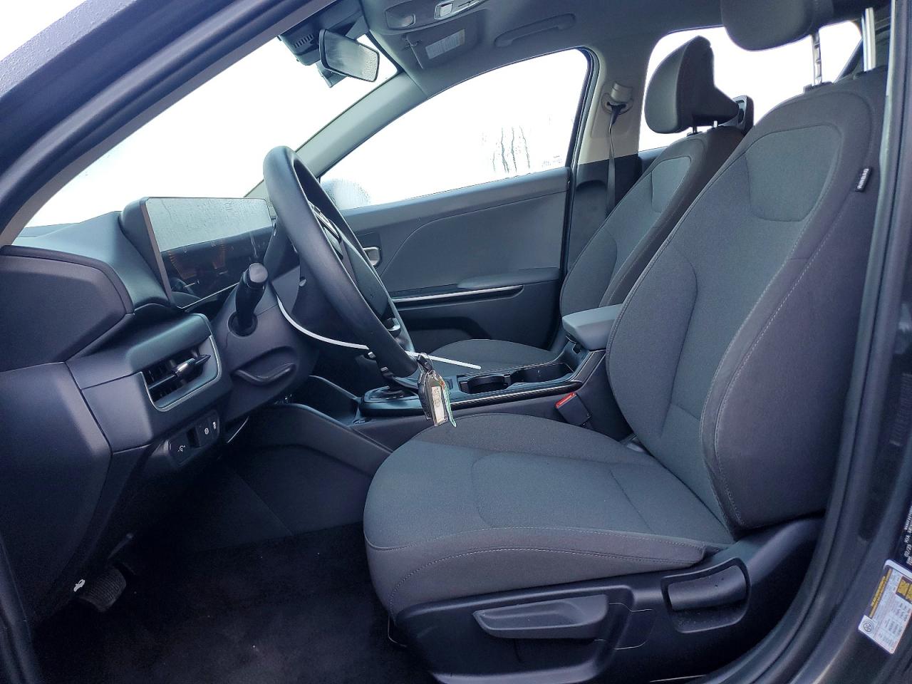 2025 KIA K4 LXS photo 7