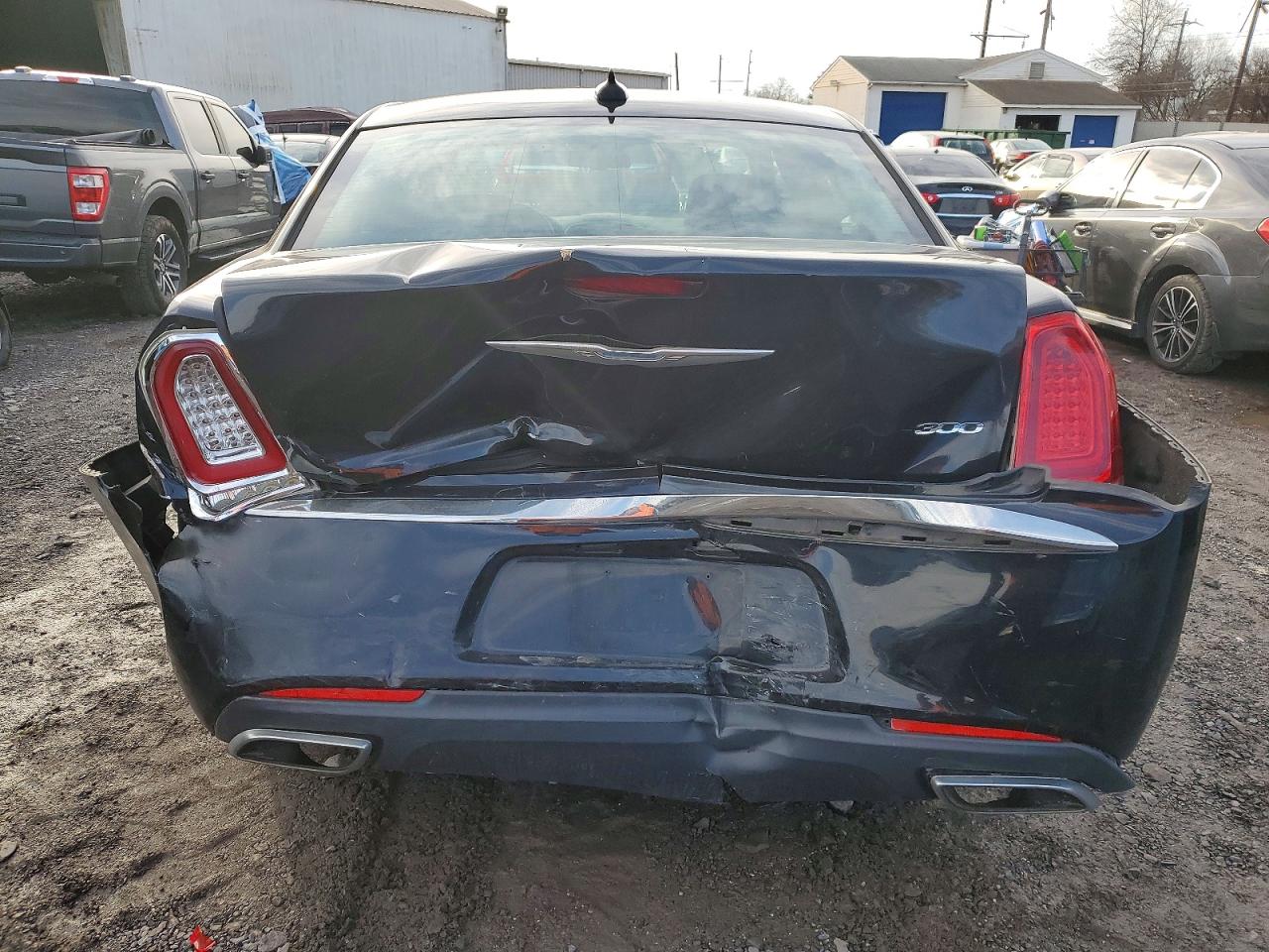 2015 CHRYSLER 300 LIMITED photo 6
