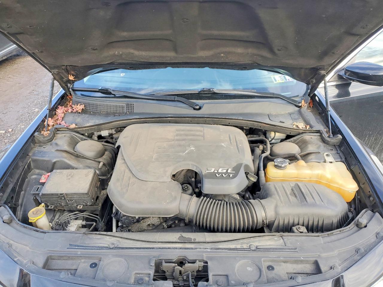 2015 CHRYSLER 300 LIMITED photo 11