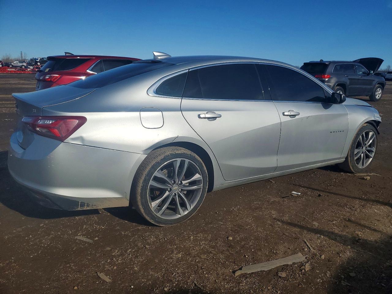 2022 CHEVROLET MALIBU LT photo 3