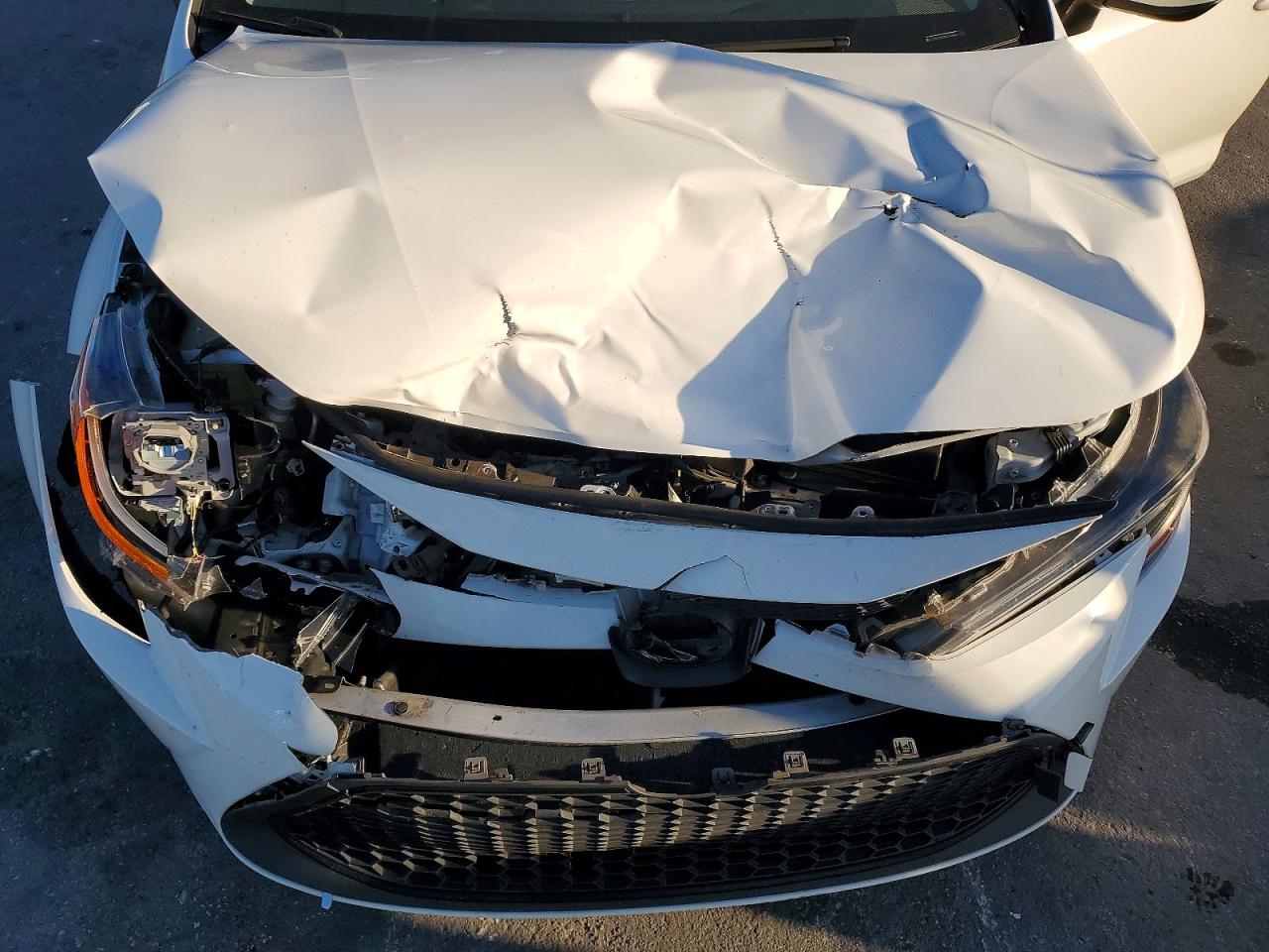 2021 TOYOTA COROLLA LE photo 11