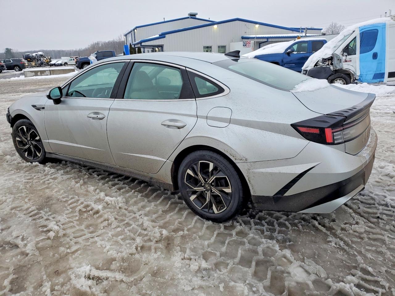 2024 HYUNDAI SONATA SEL photo 3