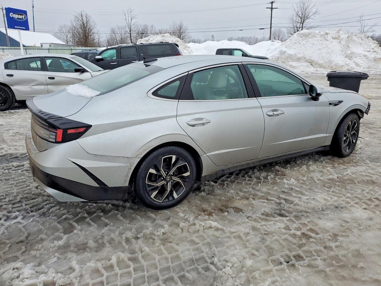 2024 HYUNDAI SONATA SEL photo 5