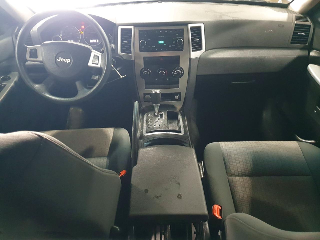 2008 JEEP GRAND CHEROKEE LAREDO photo 8
