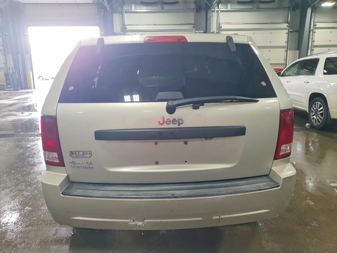 2008 JEEP GRAND CHEROKEE LAREDO photo 6