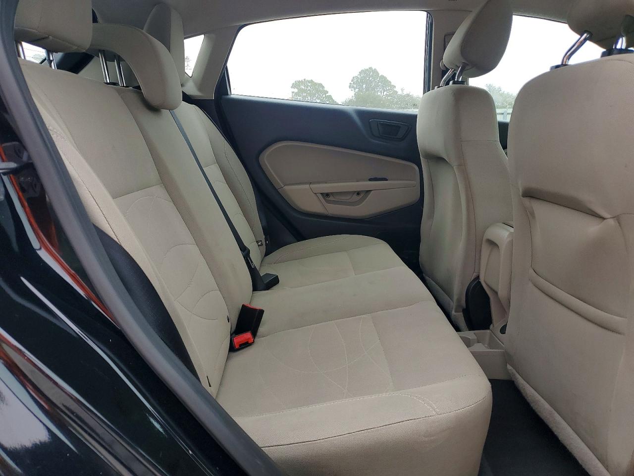 2019 FORD FIESTA SE photo 10