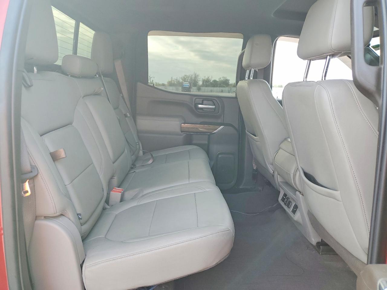 2021 CHEVROLET SILVERADO K1500 LT photo 10