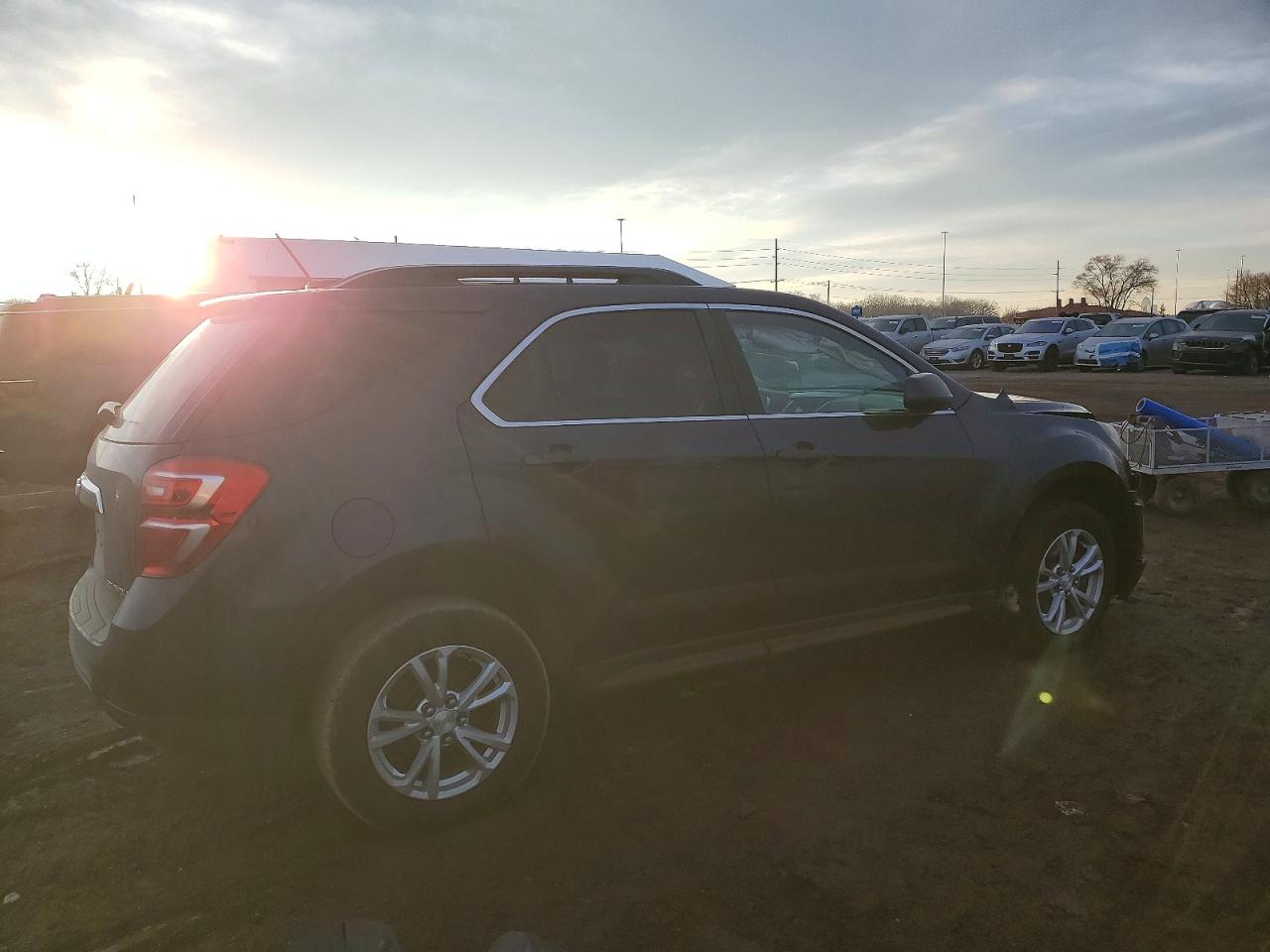 2016 CHEVROLET EQUINOX LT photo 3