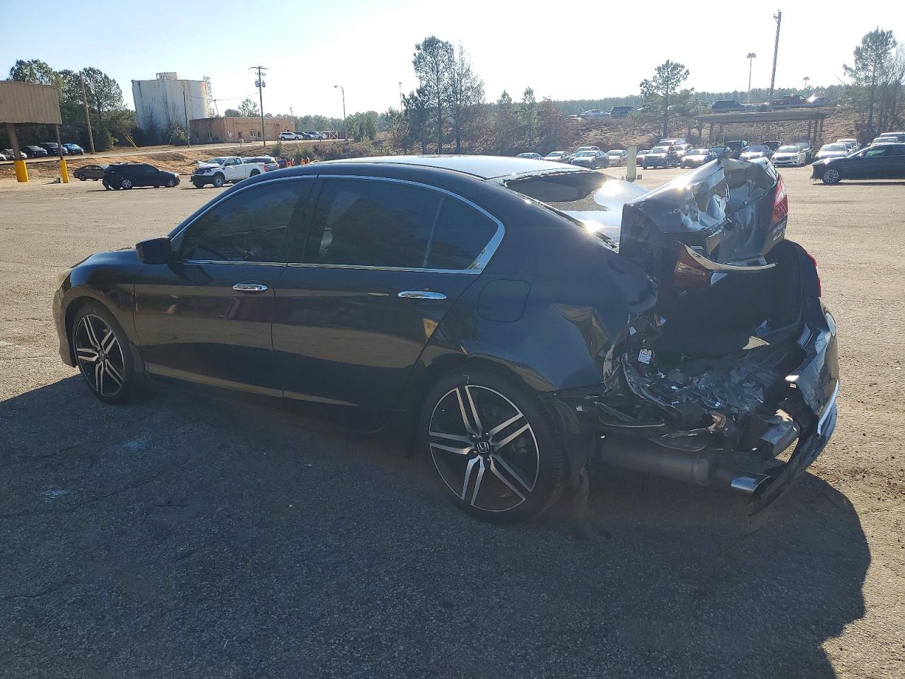2017 HONDA ACCORD SPORT photo 2