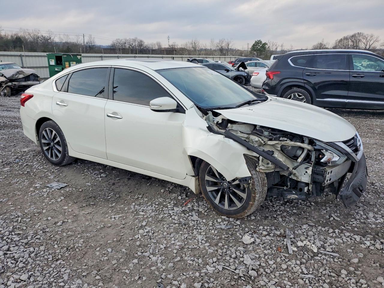 2017 NISSAN ALTIMA 2.5 SV photo 4