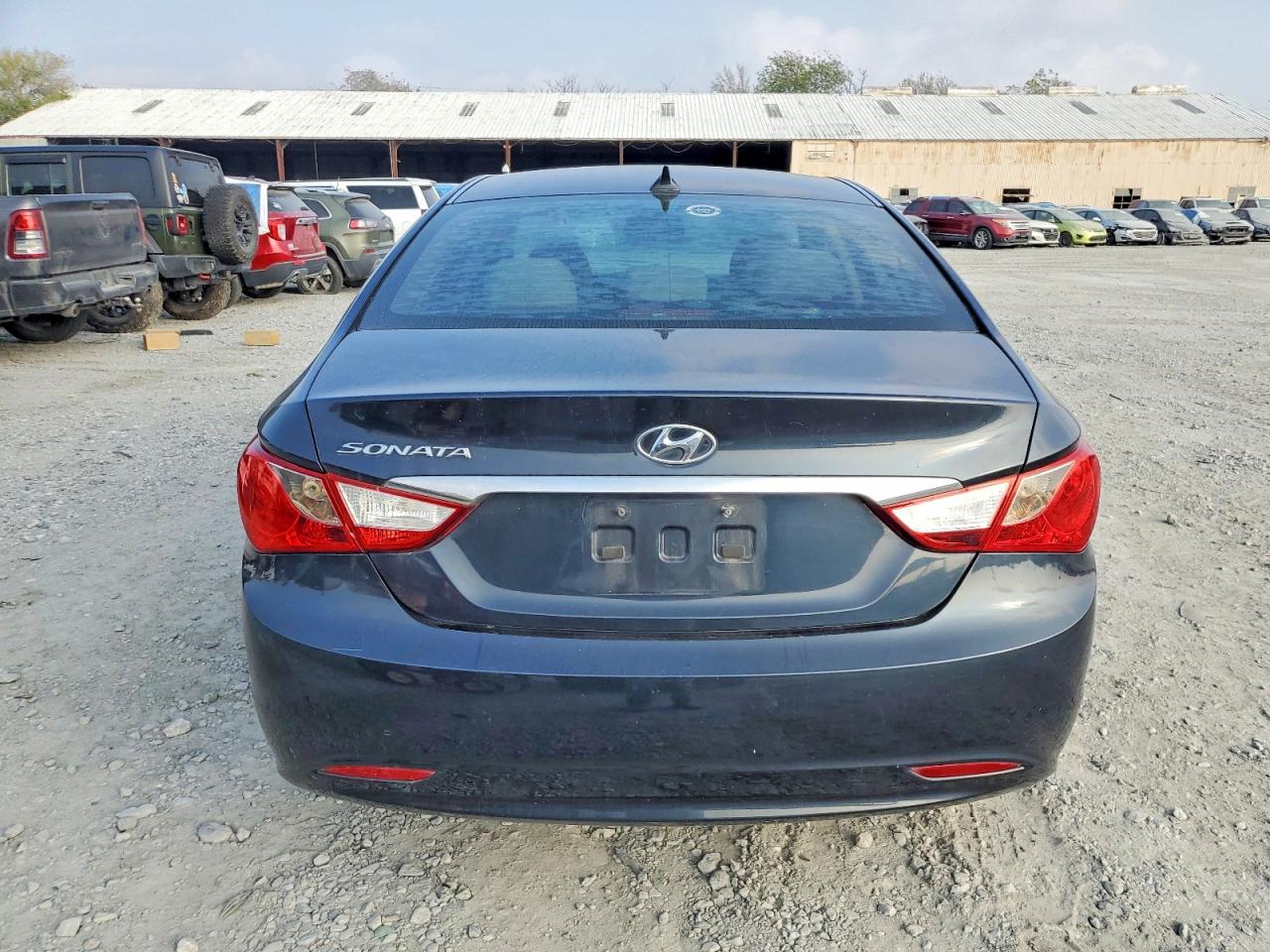 2013 HYUNDAI SONATA GLS photo 6