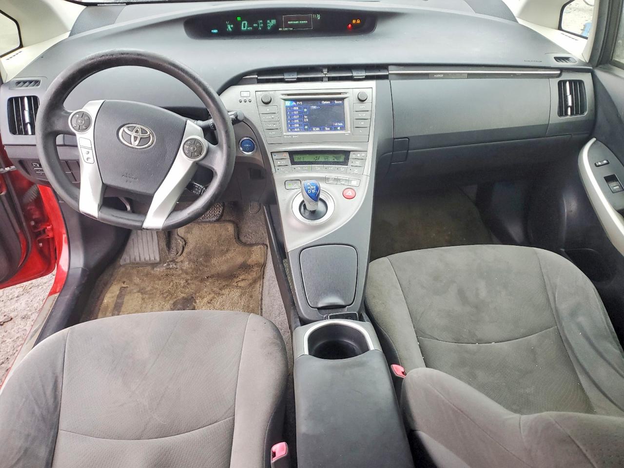 2012 TOYOTA PRIUS photo 8