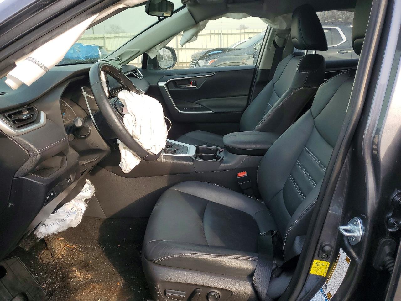 2021 TOYOTA RAV4 XLE PREMIUM photo 7