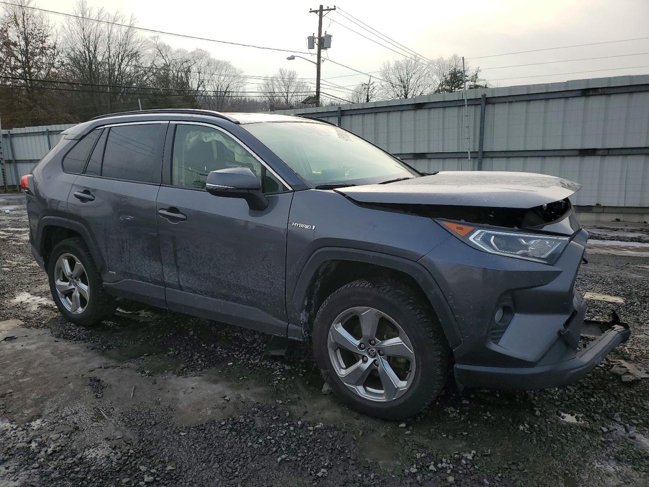 2021 TOYOTA RAV4 XLE PREMIUM photo 4