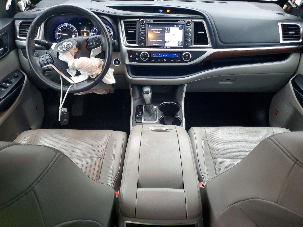 2016 TOYOTA HIGHLANDER LIMITED photo 8