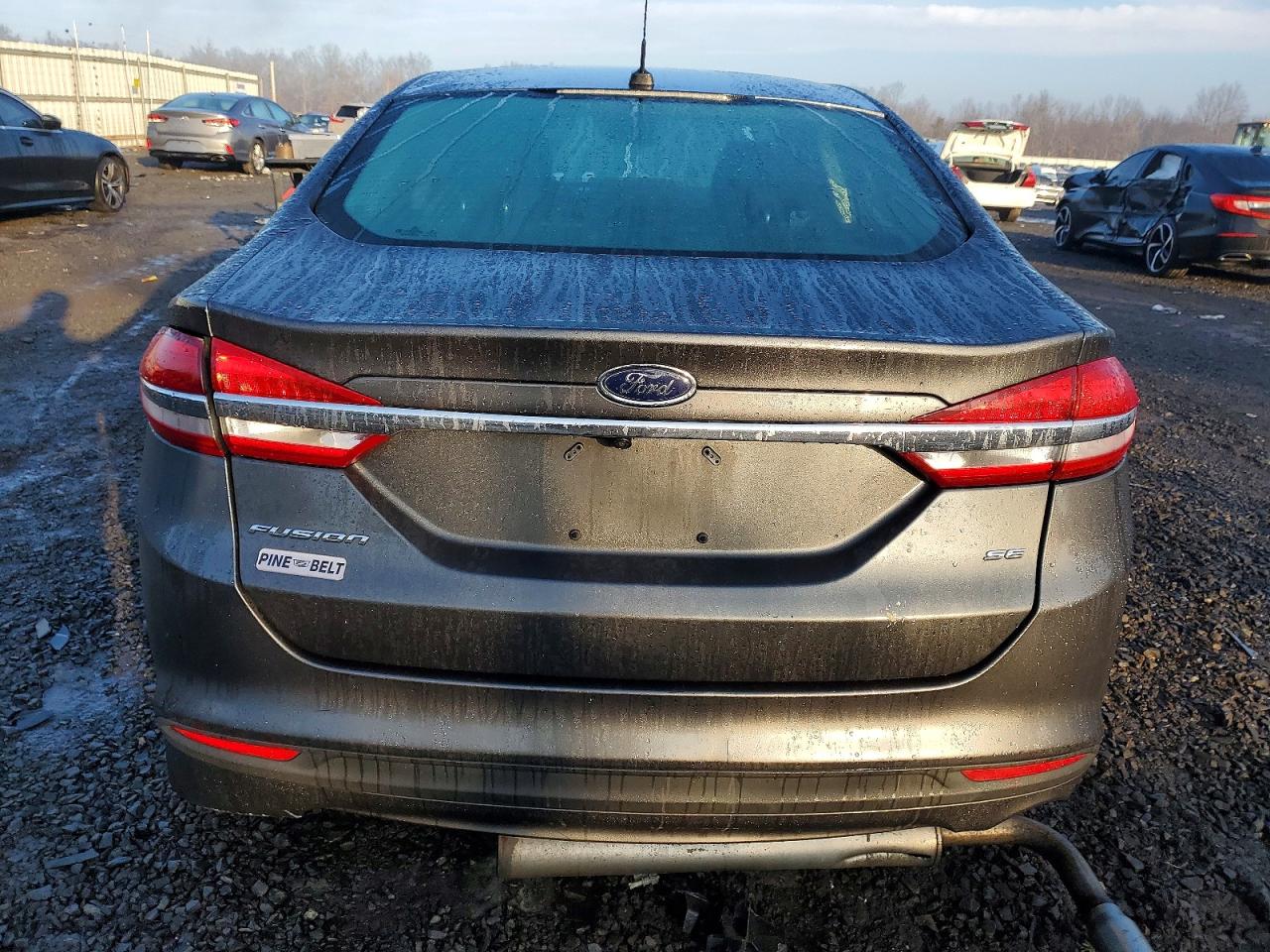 2017 FORD FUSION SE photo 6