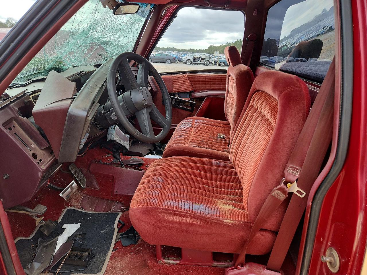1992 CHEVROLET GMT-400 K1500 photo 7