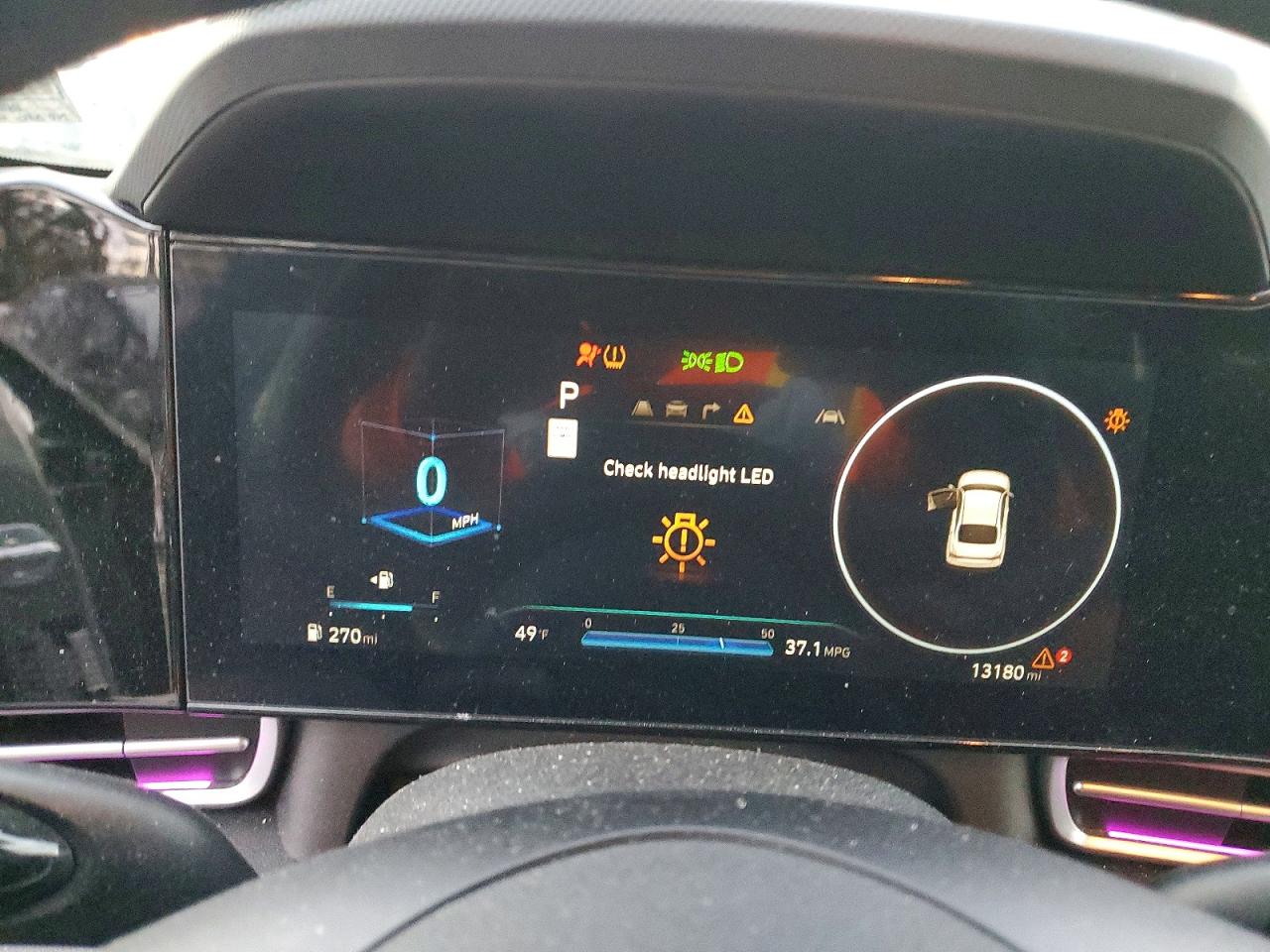 2024 HYUNDAI ELANTRA SEL photo 9