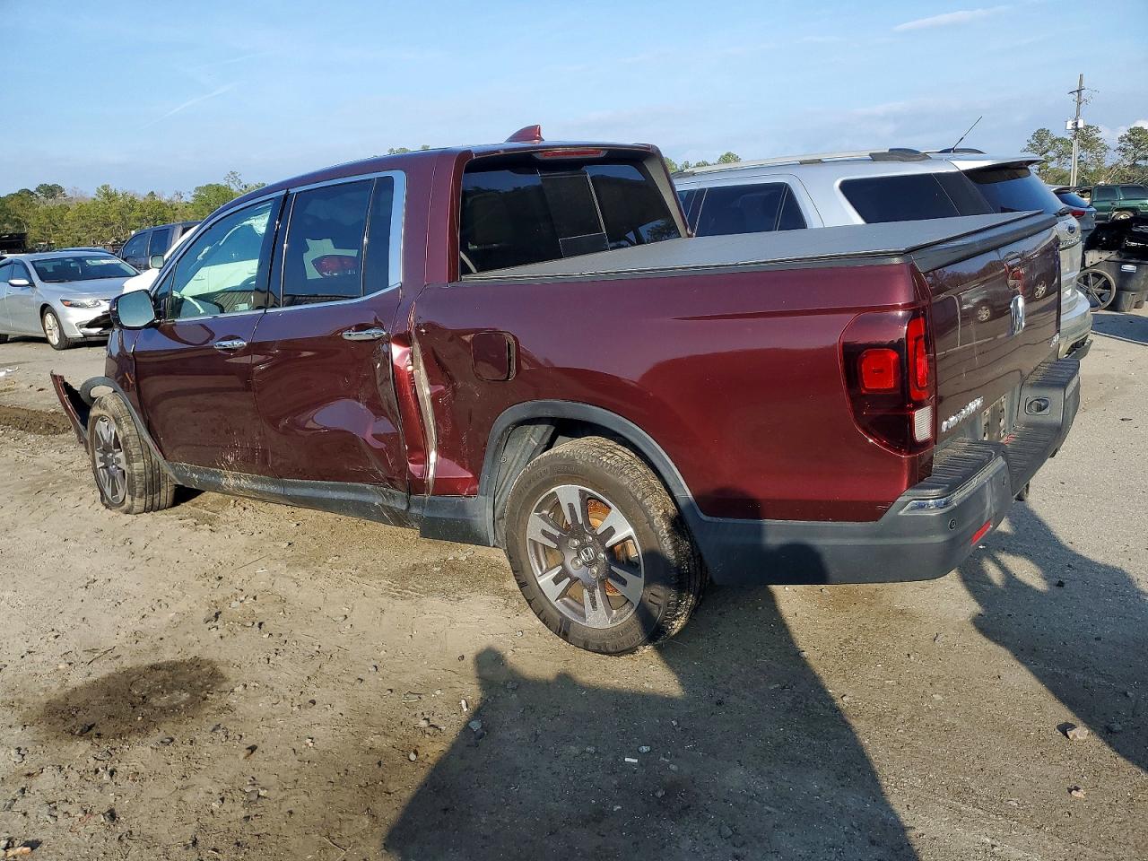 2019 HONDA RIDGELINE RTL photo 3