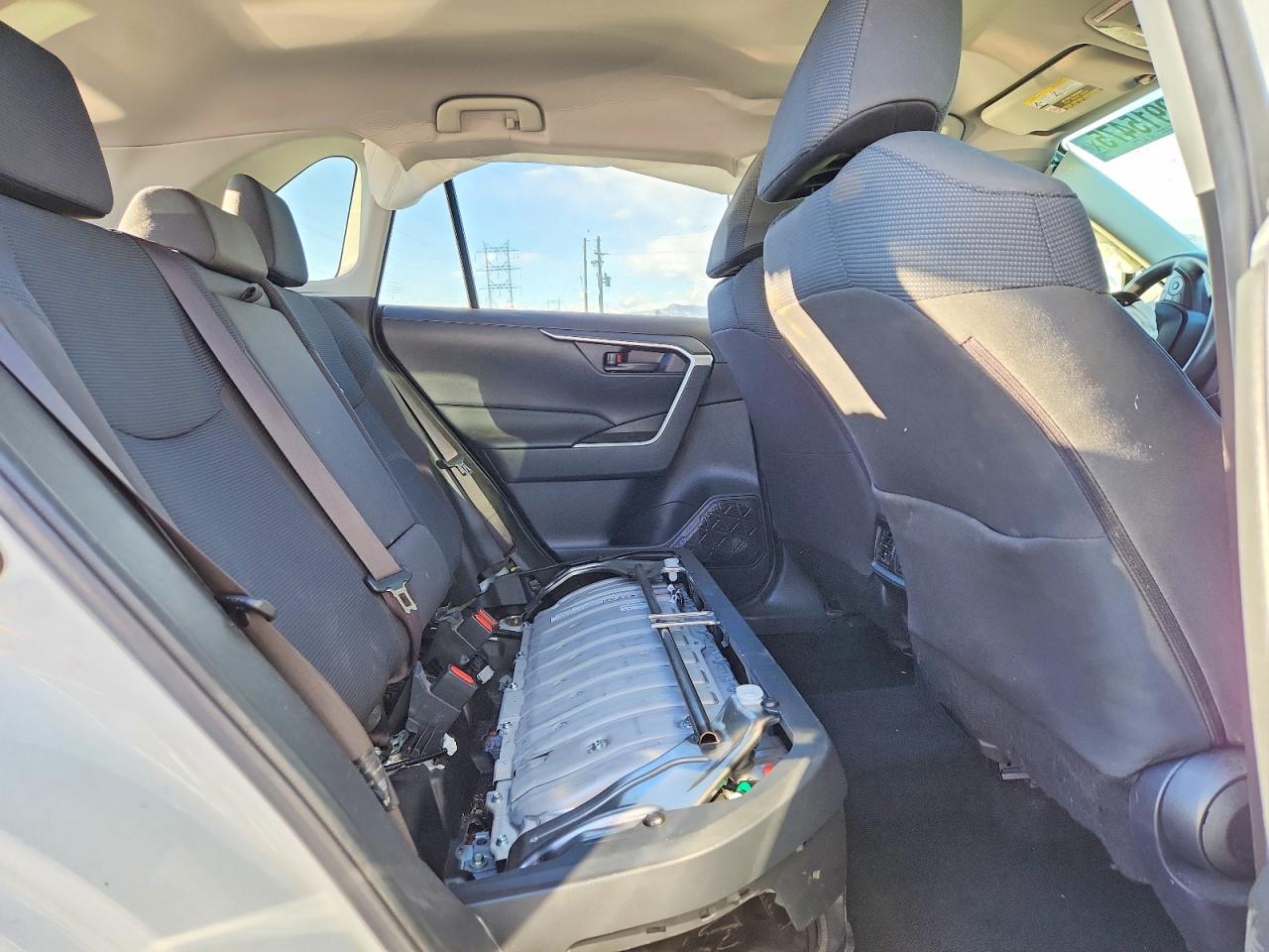 2019 TOYOTA RAV4 LE photo 11