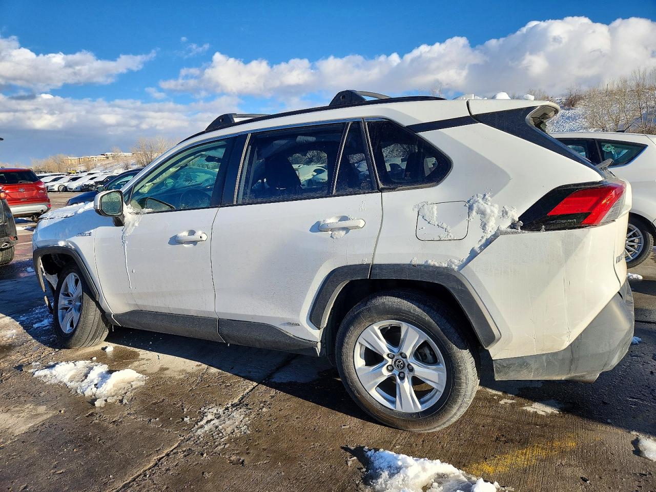 2019 TOYOTA RAV4 LE photo 2