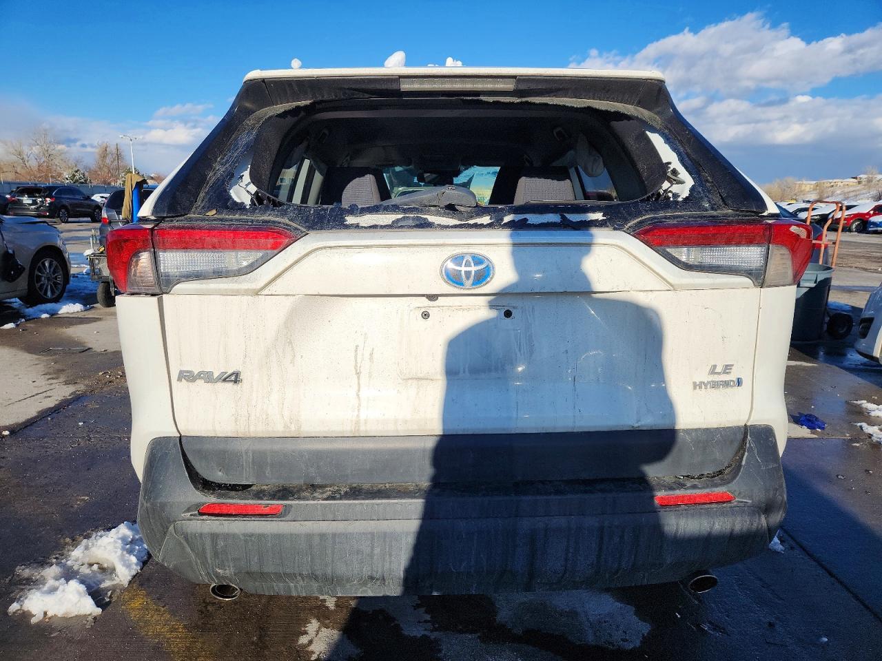 2019 TOYOTA RAV4 LE photo 6