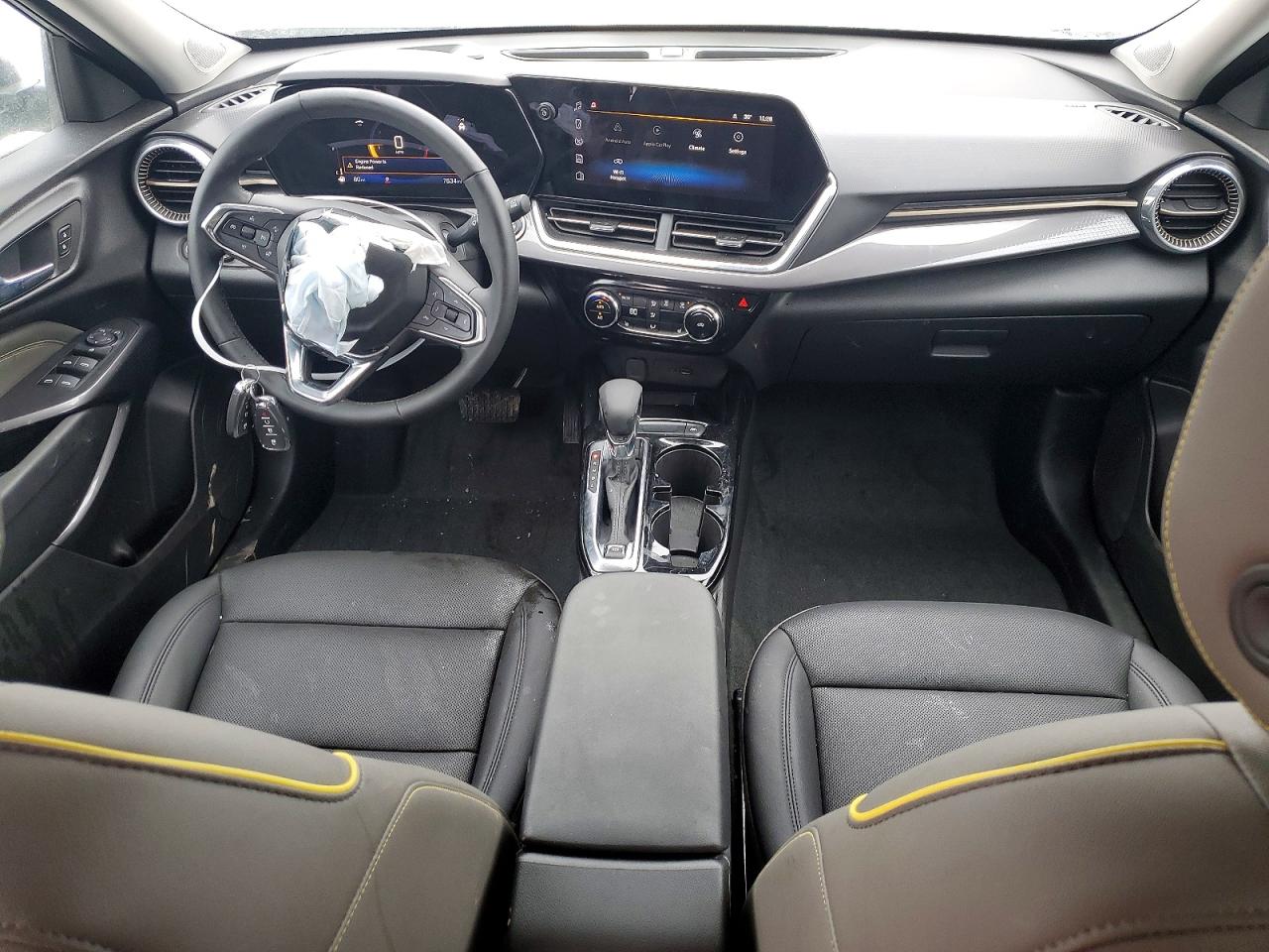 2025 CHEVROLET TRAX ACTIV photo 8