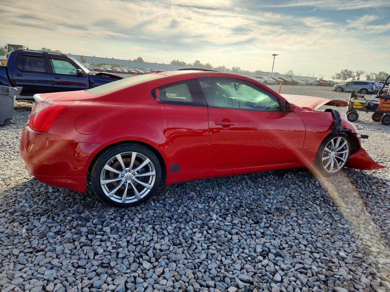 2010 INFINITI G37 BASE photo 3