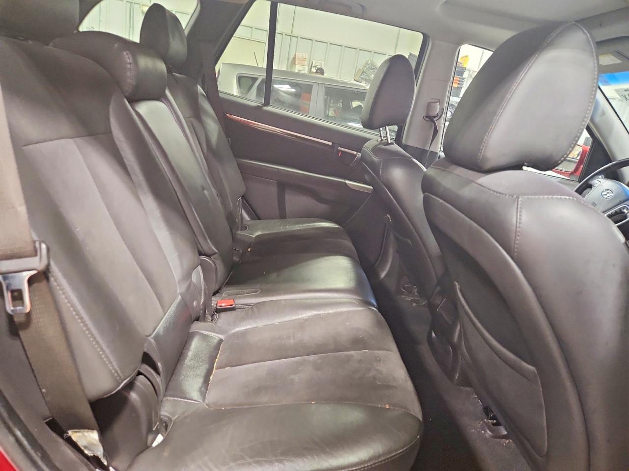 2010 HYUNDAI SANTA FE SE photo 11