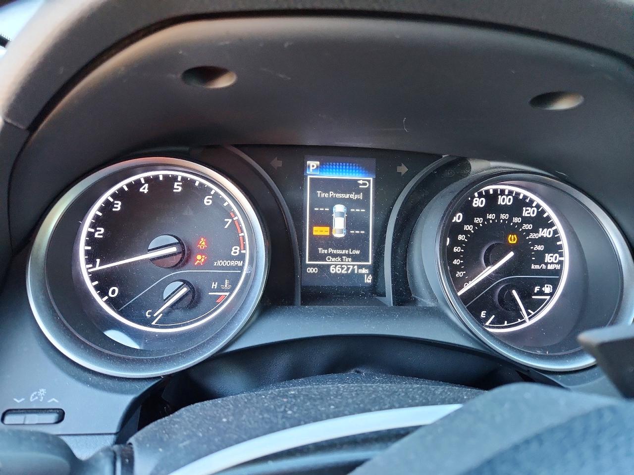 2022 TOYOTA CAMRY SE photo 9