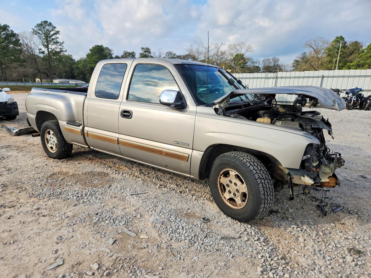 2002 CHEVROLET SILVERADO C1500 photo 4