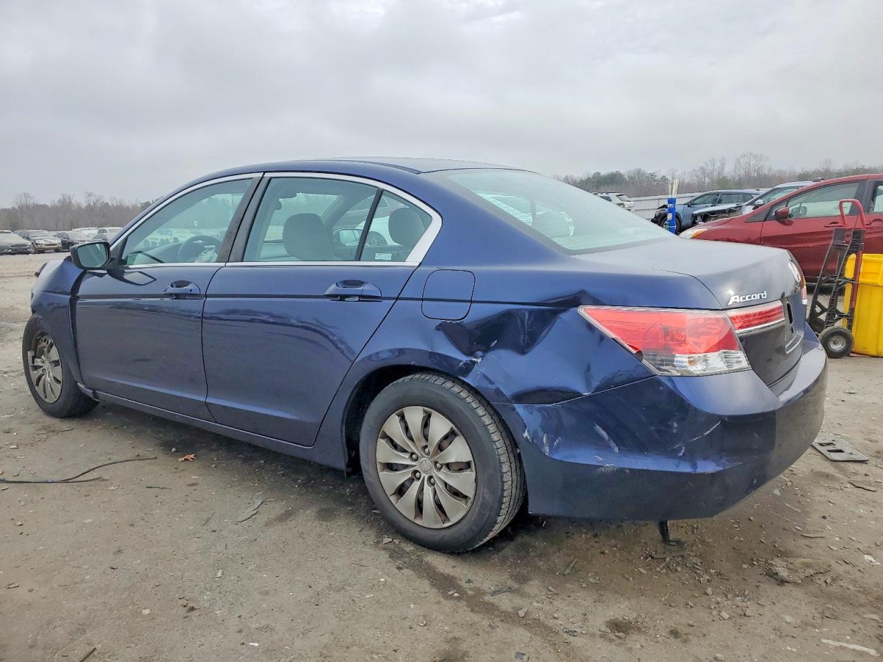 2012 HONDA ACCORD LX photo 3