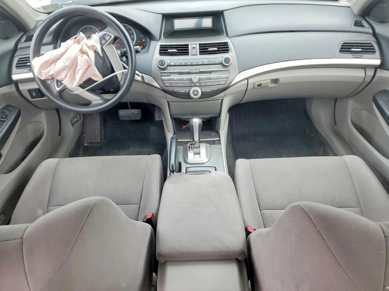 2012 HONDA ACCORD LX photo 15
