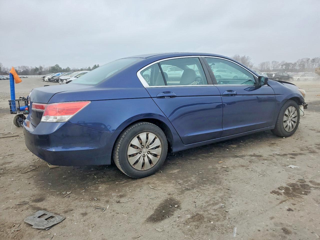 2012 HONDA ACCORD LX photo 5