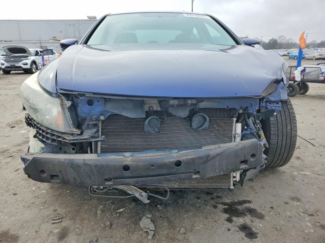 2012 HONDA ACCORD LX photo 9