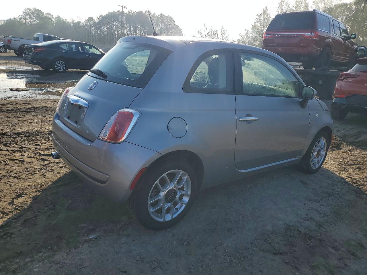 2015 FIAT 500 POP photo 3