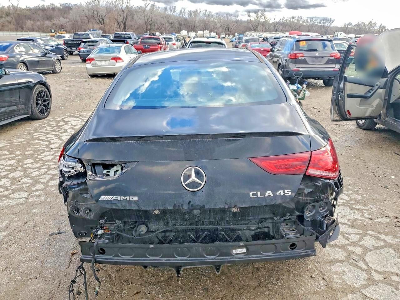 2022 MERCEDES-BENZ CLA 45 AMG photo 6